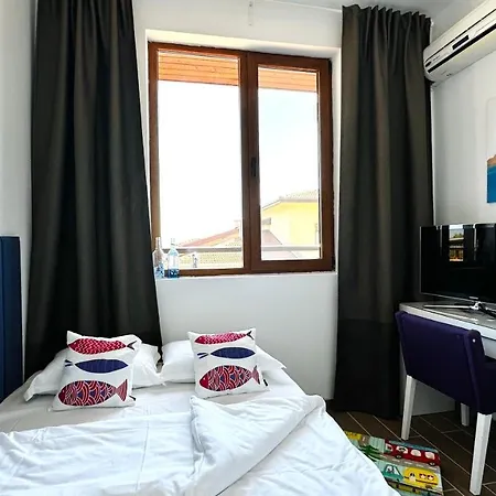 Apartello Modern - Garden Of Eden